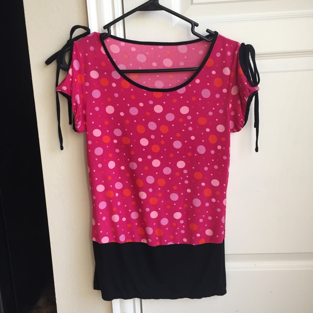 Cute cold shoulder polkadot top